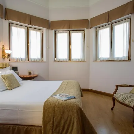 فندق Ayre Alfonso Ii 4*