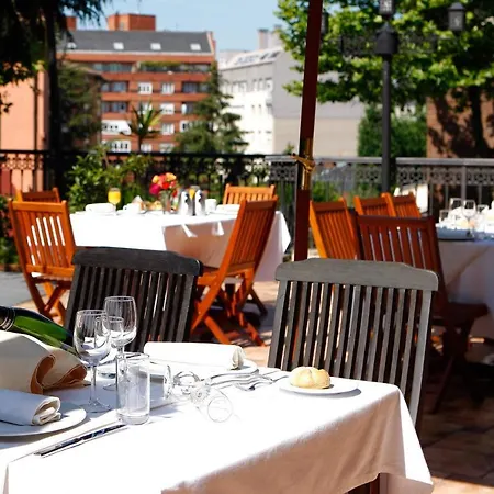 Ayre Alfonso Ii 酒店 4*