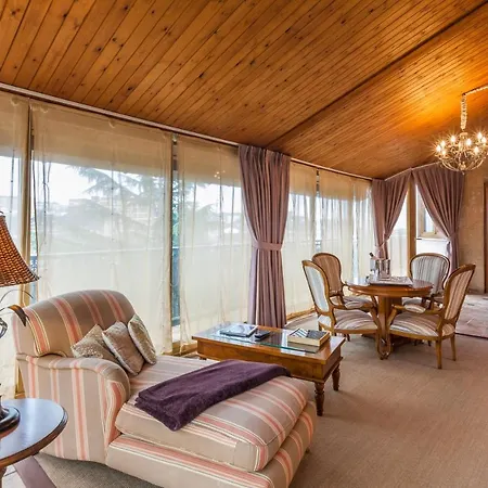 Ayre Alfonso Ii 4*